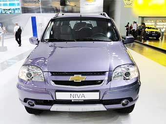"GM-"     Chevrolet Niva